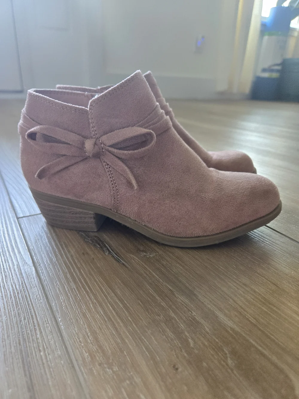 Kids Mauve Suede Ankle Boots with Decorative Side Bow